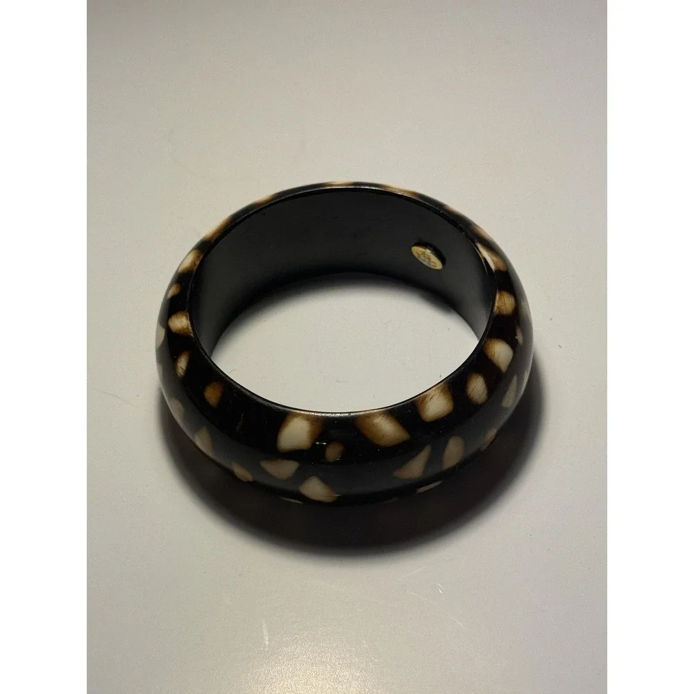 Cara‎ NY Chunky Bangle Bracelet Black Resin 8 Inch Cream Inlay Boho Statement